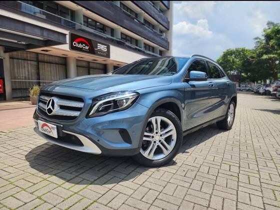 MERCEDES-BENZ GLA 200 1.6 CGI VISION 16V TURBO GASOLINA 4P AUTOMÁTICO MERCEDES-BENZ GLA 200 1.6 CGI VISION 16V TURBO GASOLINA 4P AUTOMÁTICO